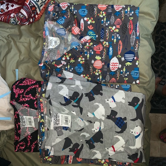 Scrubs - Picture 2 of 4